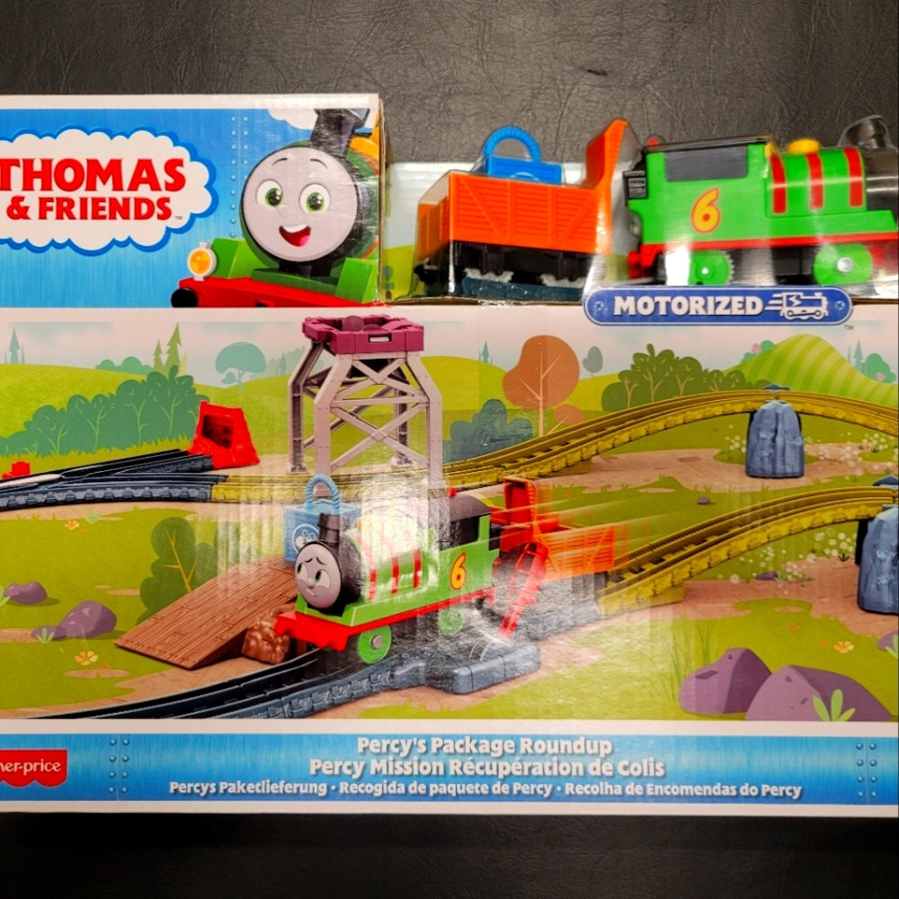 BNIB THOMAS THE TRAIN TOY